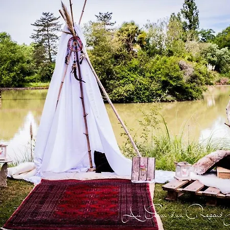 Indienne Au Fil De L'eau Bed & Breakfast